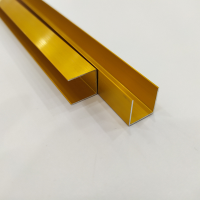 0.30mm πάχος Προσαρμοσμένο ανωδισμένο προφίλ αλουμινίου για γυάλινη περίφραξη σε σχήμα U